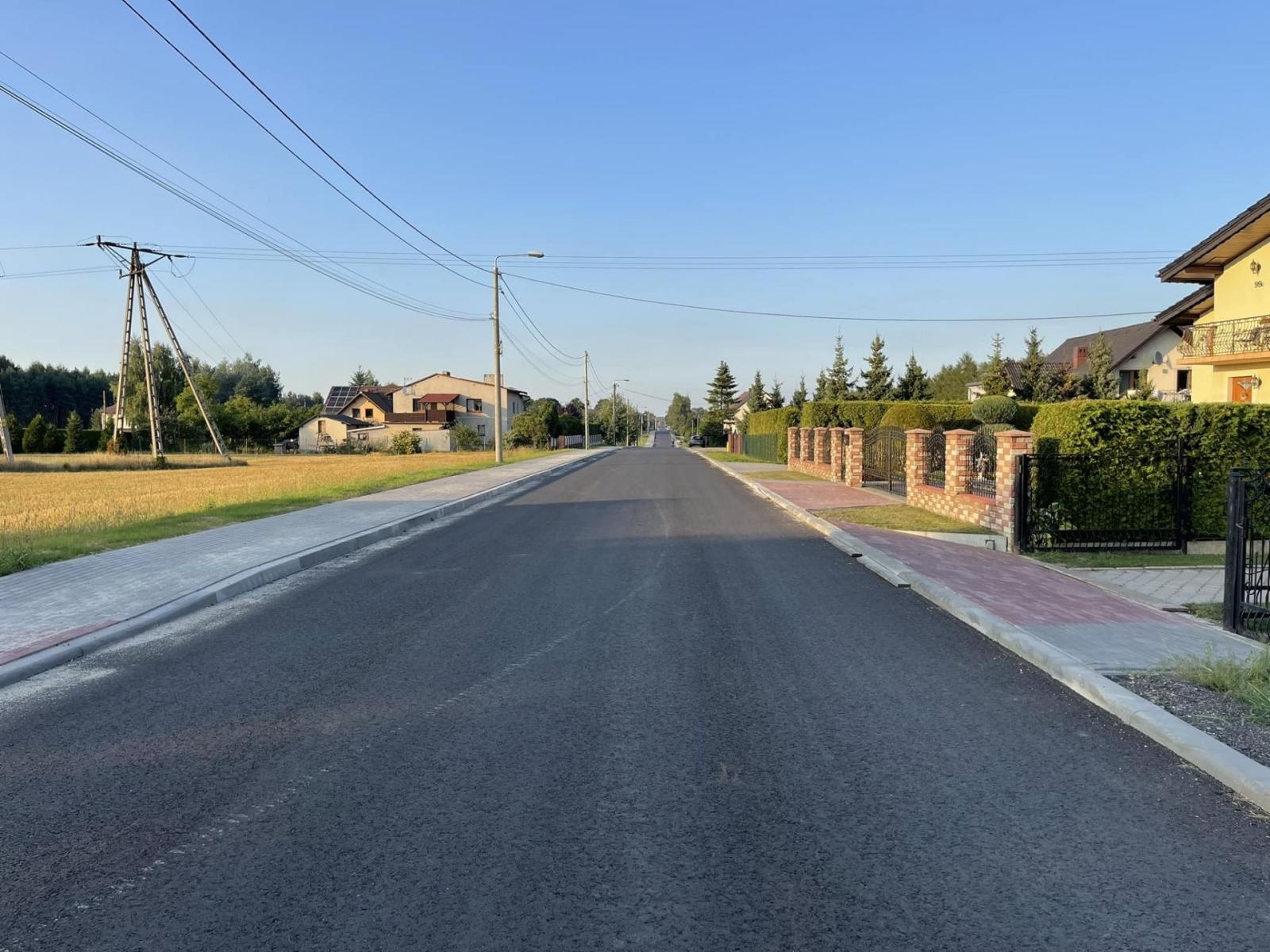 Zdjęcie w galerii na portalu naszwodzislaw.com: To był rekordowy rok! Ponad 37 mln zł na modernizacje dróg w Powiecie Wodzisławskim wiadomości z regionu