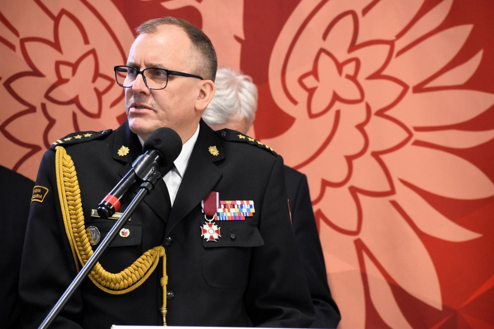 Zdjęcie w galerii na portalu naszwodzislaw.com: Zmiana warty w strażackiej komendzie w Wodzisławiu Śląskim wiadomości z regionu