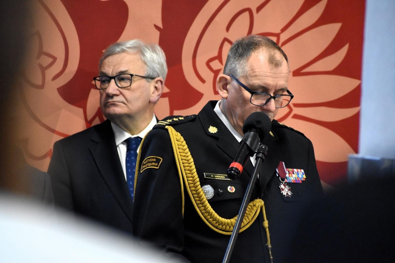 Zdjęcie w galerii na portalu naszwodzislaw.com: Zmiana warty w strażackiej komendzie w Wodzisławiu Śląskim wiadomości z regionu