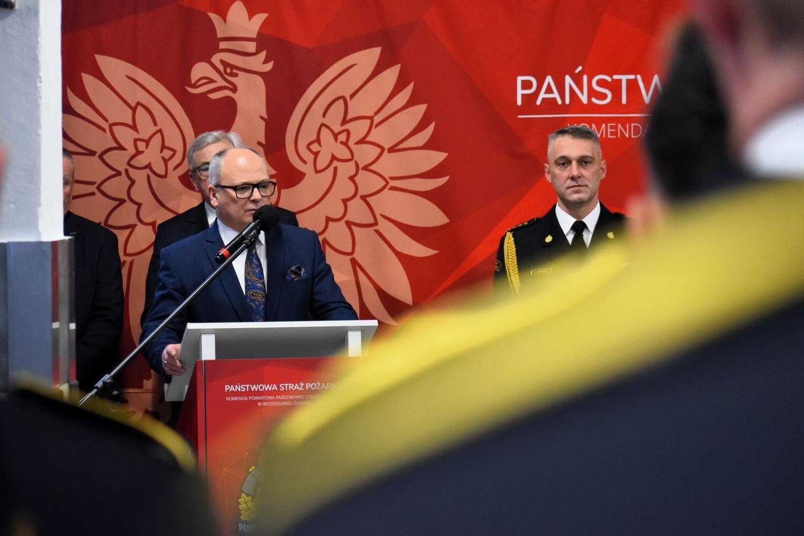 Zdjęcie w galerii na portalu naszwodzislaw.com: Zmiana warty w strażackiej komendzie w Wodzisławiu Śląskim wiadomości z regionu