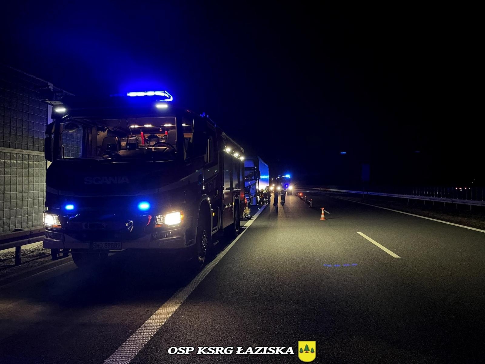 Zdjęcie w galerii na portalu naszwodzislaw.com: Niebezpieczne zdarzenie na autostradzie A1. Istniało zagrożenie wybuchem wiadomości z regionu