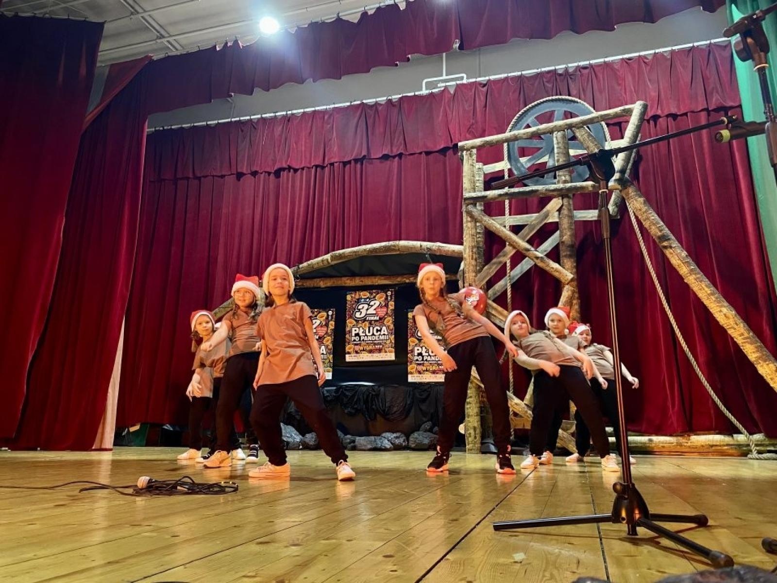 Zdjęcie w galerii na portalu naszwodzislaw.com: Rydułtowska Wielka Orkiestra Świątecznej Pomocy znowu zagrała wiadomości z regionu