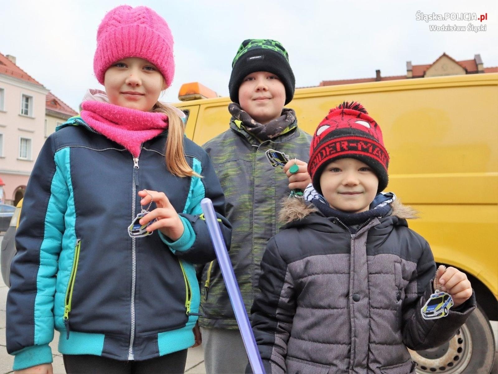 Zdjęcie w galerii na portalu naszwodzislaw.com: Wodzisławska policja zagrała z WOŚP [FOTO] wiadomości z regionu
