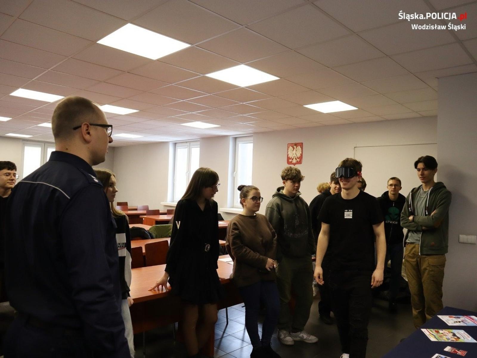 Zdjęcie w galerii na portalu naszwodzislaw.com: Zawodowy debiut w wodzisławskiej komendzie policji [FOTO] wiadomości z regionu