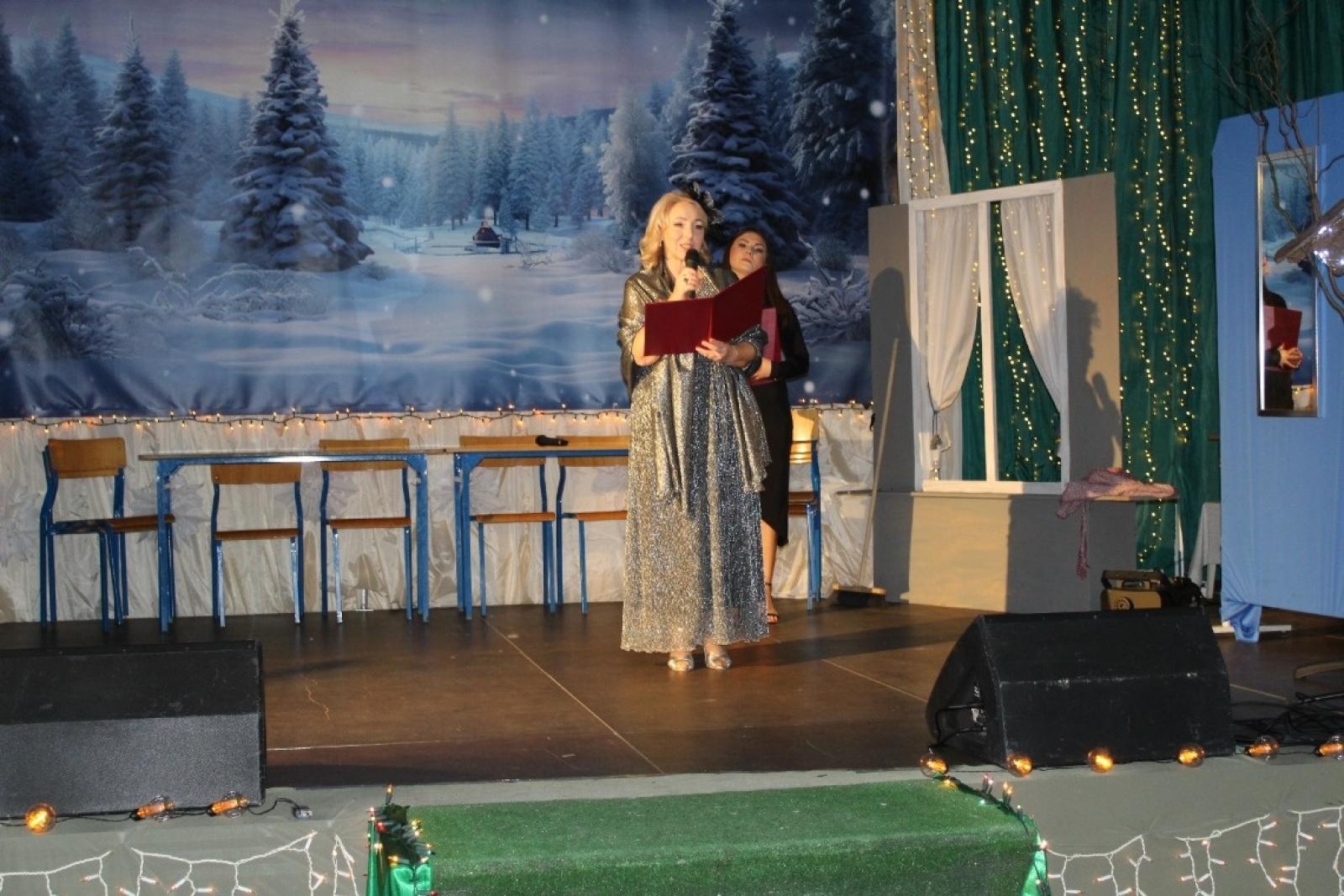 Zdjęcie w galerii na portalu naszwodzislaw.com: Bajkowy koncert noworoczny w Szkole Podstawowej w Lubomi wiadomości z regionu