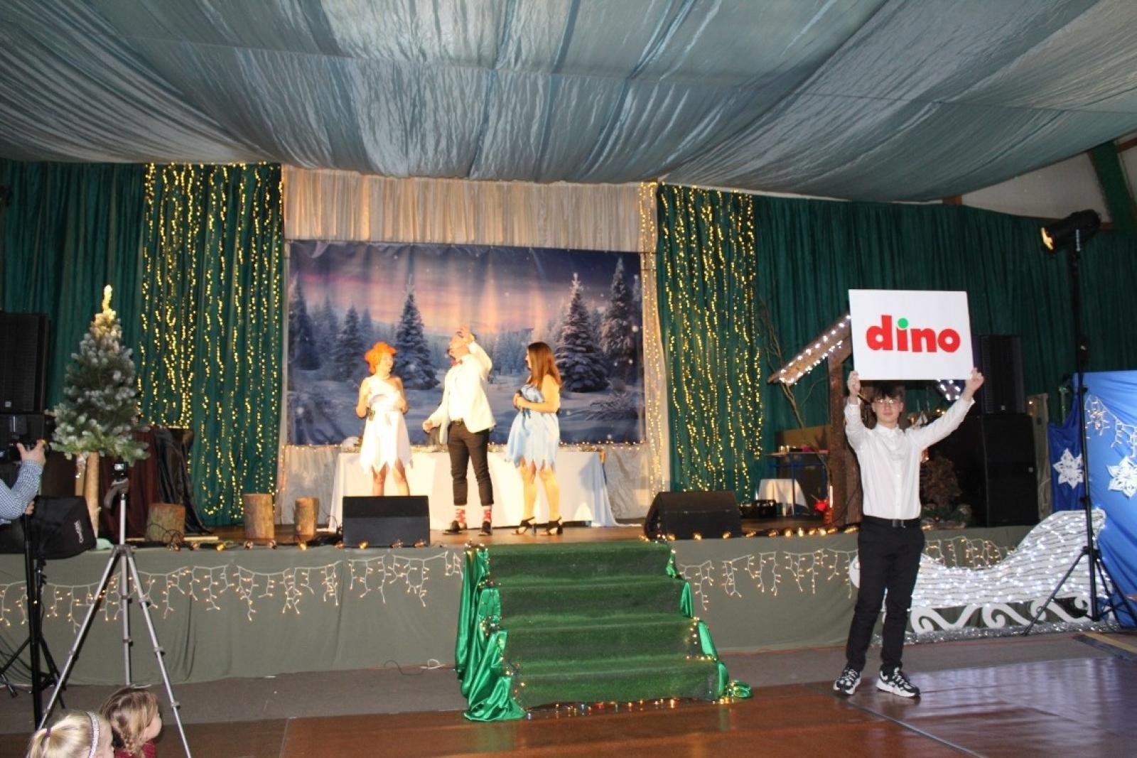 Zdjęcie w galerii na portalu naszwodzislaw.com: Bajkowy koncert noworoczny w Szkole Podstawowej w Lubomi wiadomości z regionu