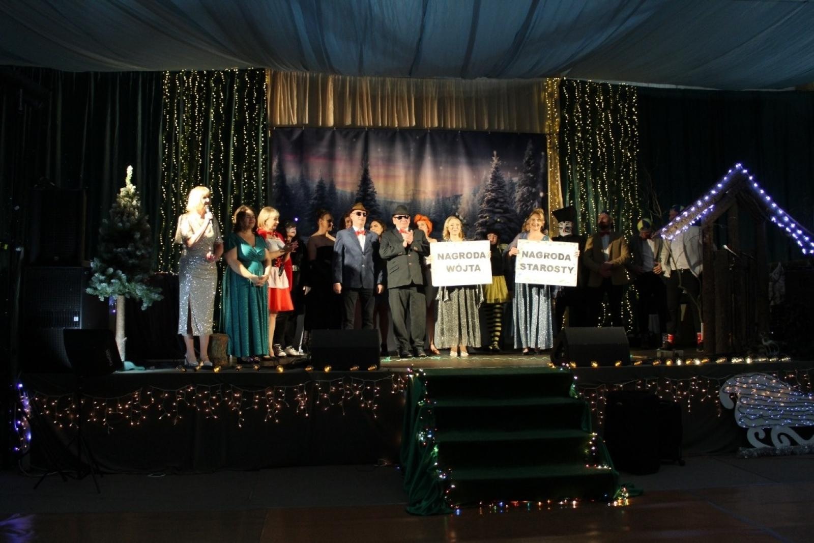 Zdjęcie w galerii na portalu naszwodzislaw.com: Bajkowy koncert noworoczny w Szkole Podstawowej w Lubomi wiadomości z regionu