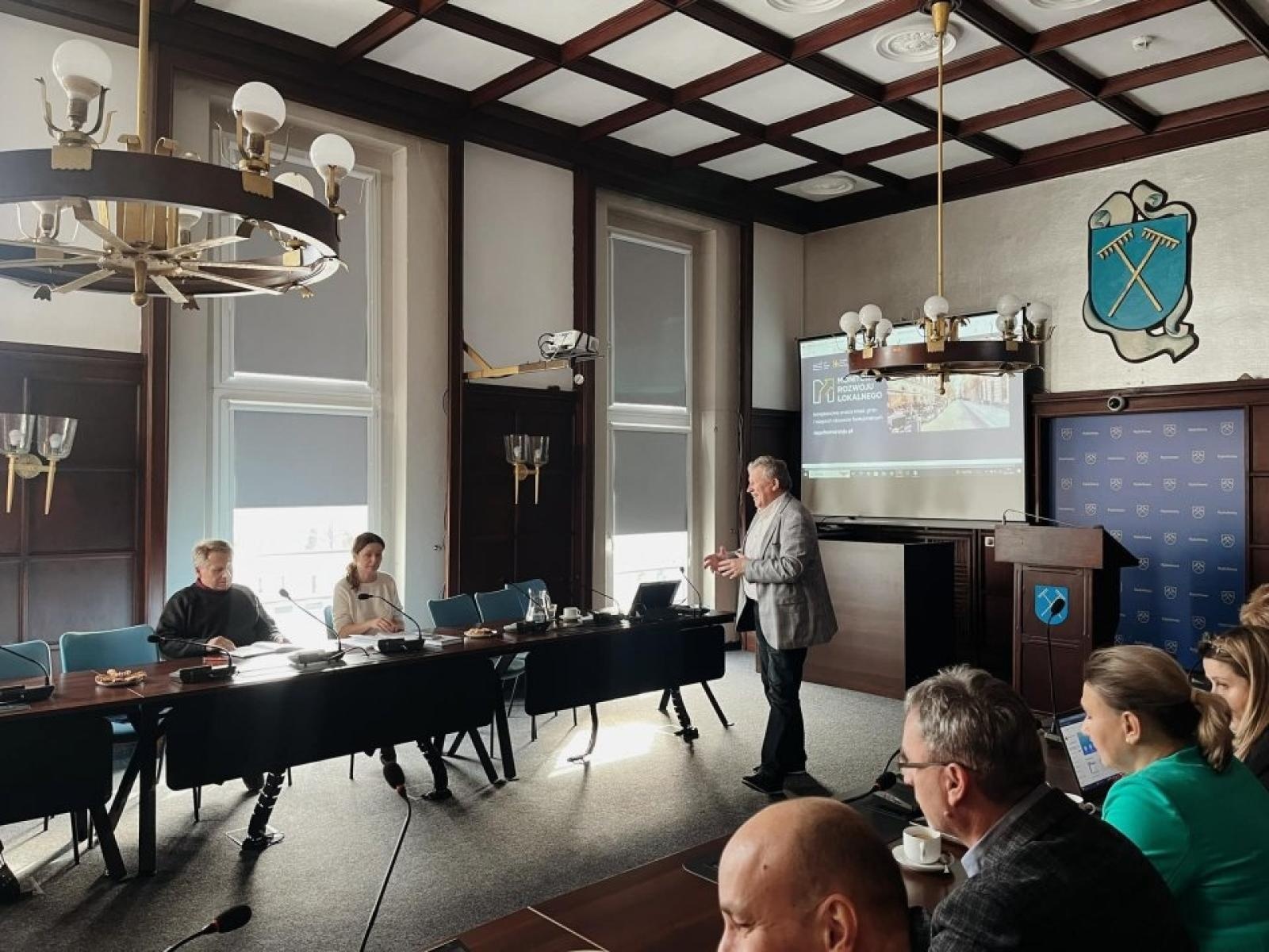 Zdjęcie w galerii na portalu naszwodzislaw.com: Monitor Rozwoju Lokalnego. Szkolenie w Rydułtowach wiadomości z regionu