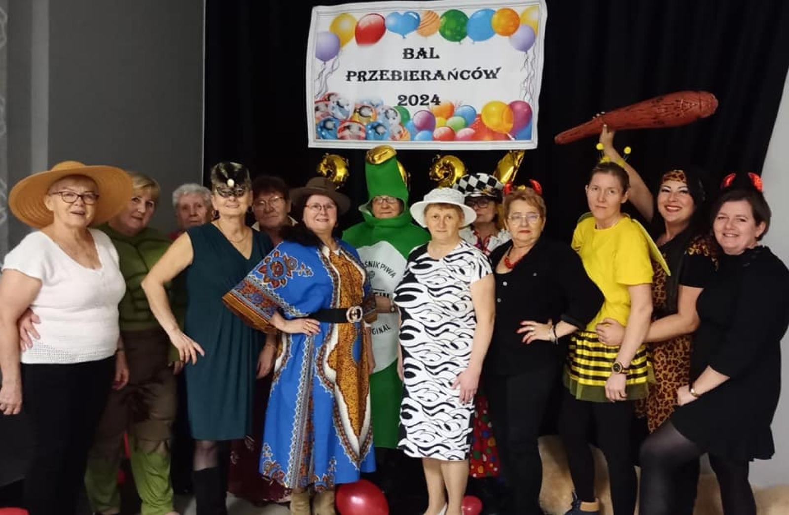 Zdjęcie w galerii na portalu naszwodzislaw.com: Dobra karnawałowa zabawa w Bukowie [FOTO] wiadomości z regionu