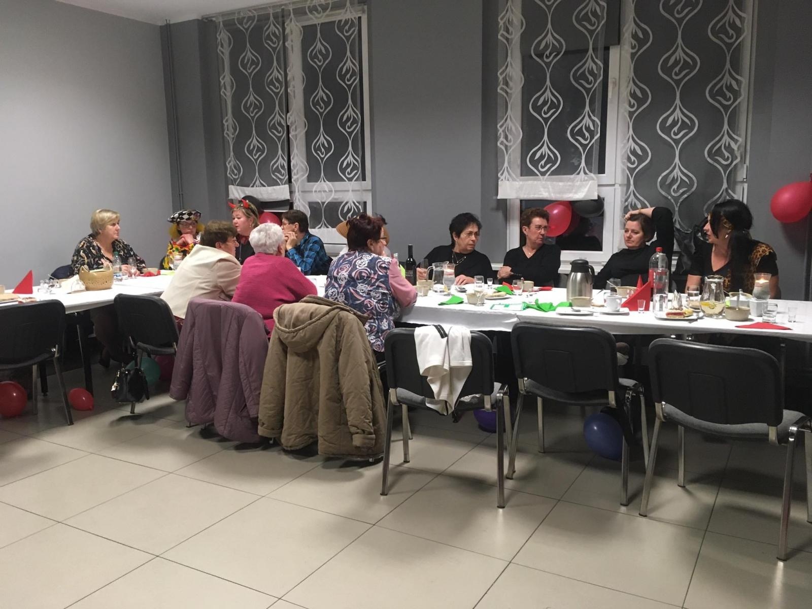 Zdjęcie w galerii na portalu naszwodzislaw.com: Dobra karnawałowa zabawa w Bukowie [FOTO] wiadomości z regionu