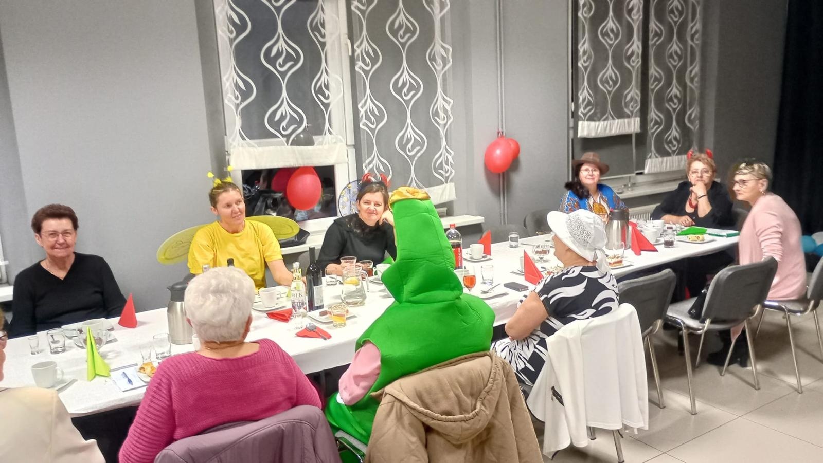 Zdjęcie w galerii na portalu naszwodzislaw.com: Dobra karnawałowa zabawa w Bukowie [FOTO] wiadomości z regionu