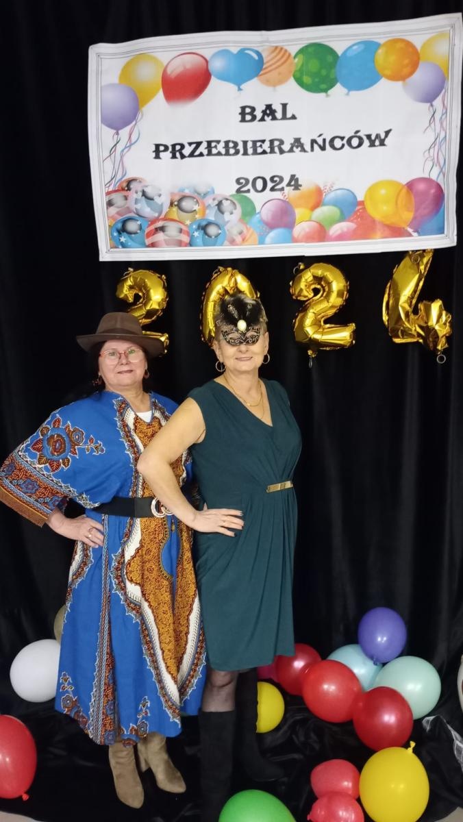 Zdjęcie w galerii na portalu naszwodzislaw.com: Dobra karnawałowa zabawa w Bukowie [FOTO] wiadomości z regionu