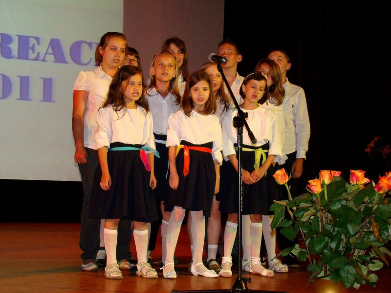 Zdjęcie w galerii na portalu naszwodzislaw.com: Nagrodzeni za szczególne osiągnięcia wiadomości z regionu