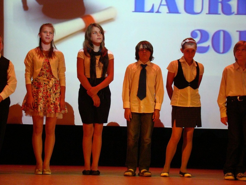 Zdjęcie w galerii na portalu naszwodzislaw.com: Nagrodzeni za szczególne osiągnięcia wiadomości z regionu