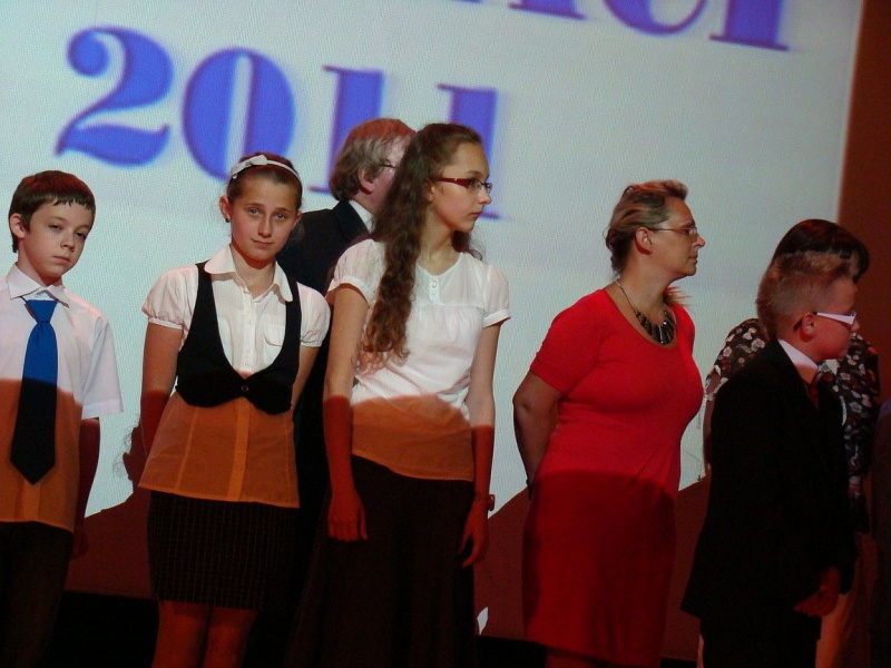 Zdjęcie w galerii na portalu naszwodzislaw.com: Nagrodzeni za szczególne osiągnięcia wiadomości z regionu