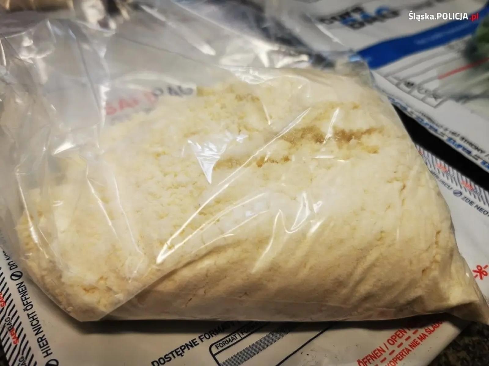 Zdjęcie w galerii na portalu naszwodzislaw.com: Policja uderzyła w gang narkotykowy pseudokibiców wiadomości z regionu