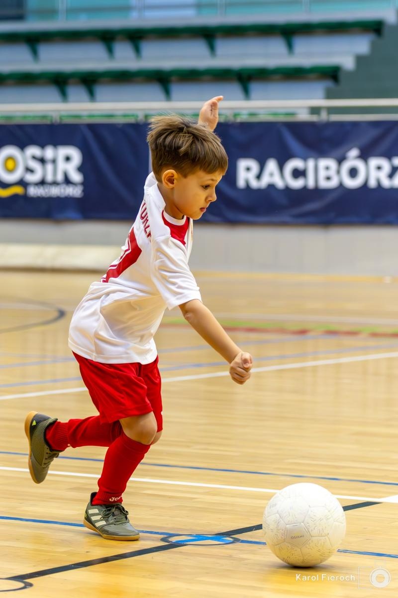 Zdjęcie w galerii na portalu naszwodzislaw.com: Młodzi zawodnicy rocznika 2015 rywalizowali w Raciborzu [FOTO] wiadomości z regionu