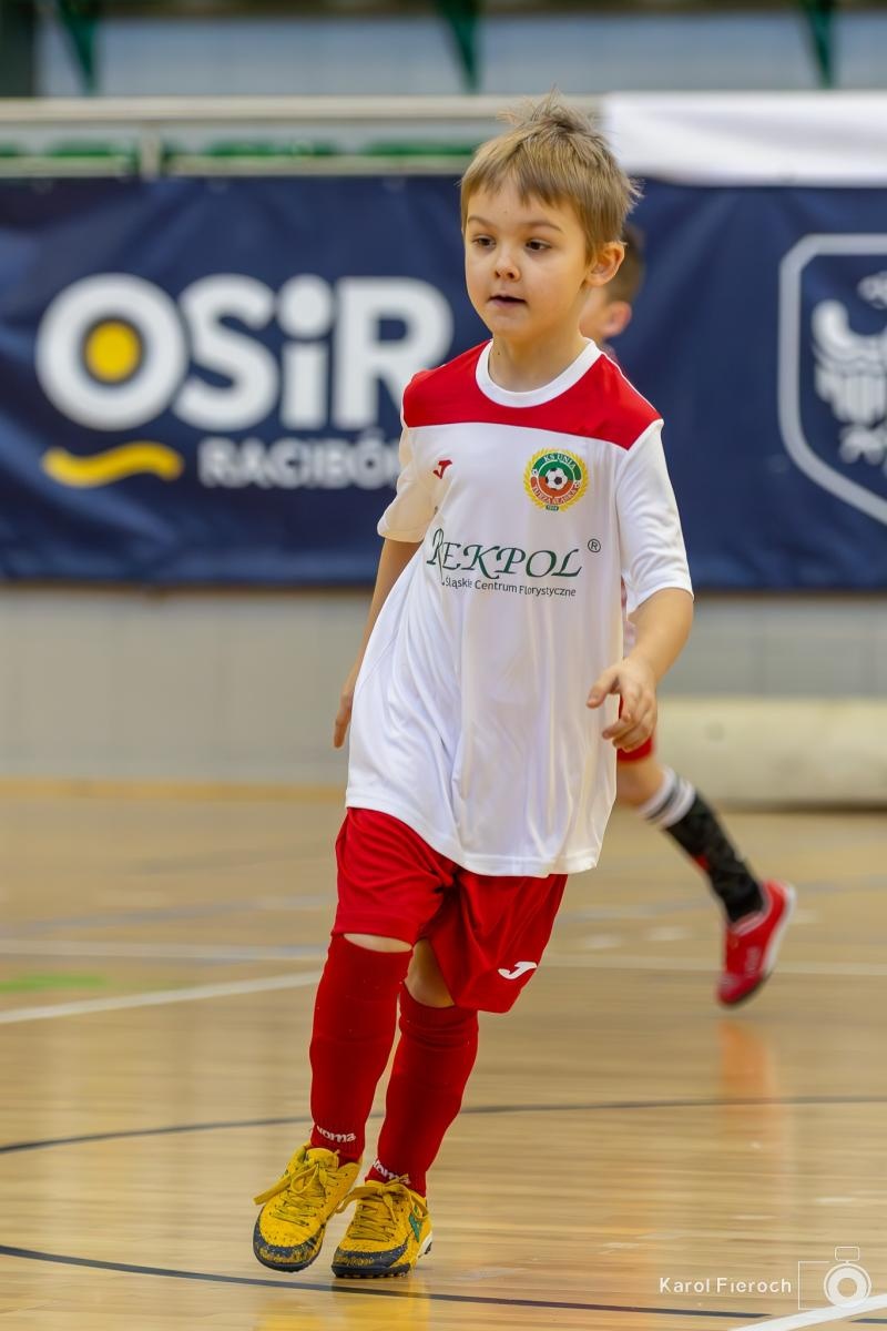 Zdjęcie w galerii na portalu naszwodzislaw.com: Młodzi zawodnicy rocznika 2015 rywalizowali w Raciborzu [FOTO] wiadomości z regionu