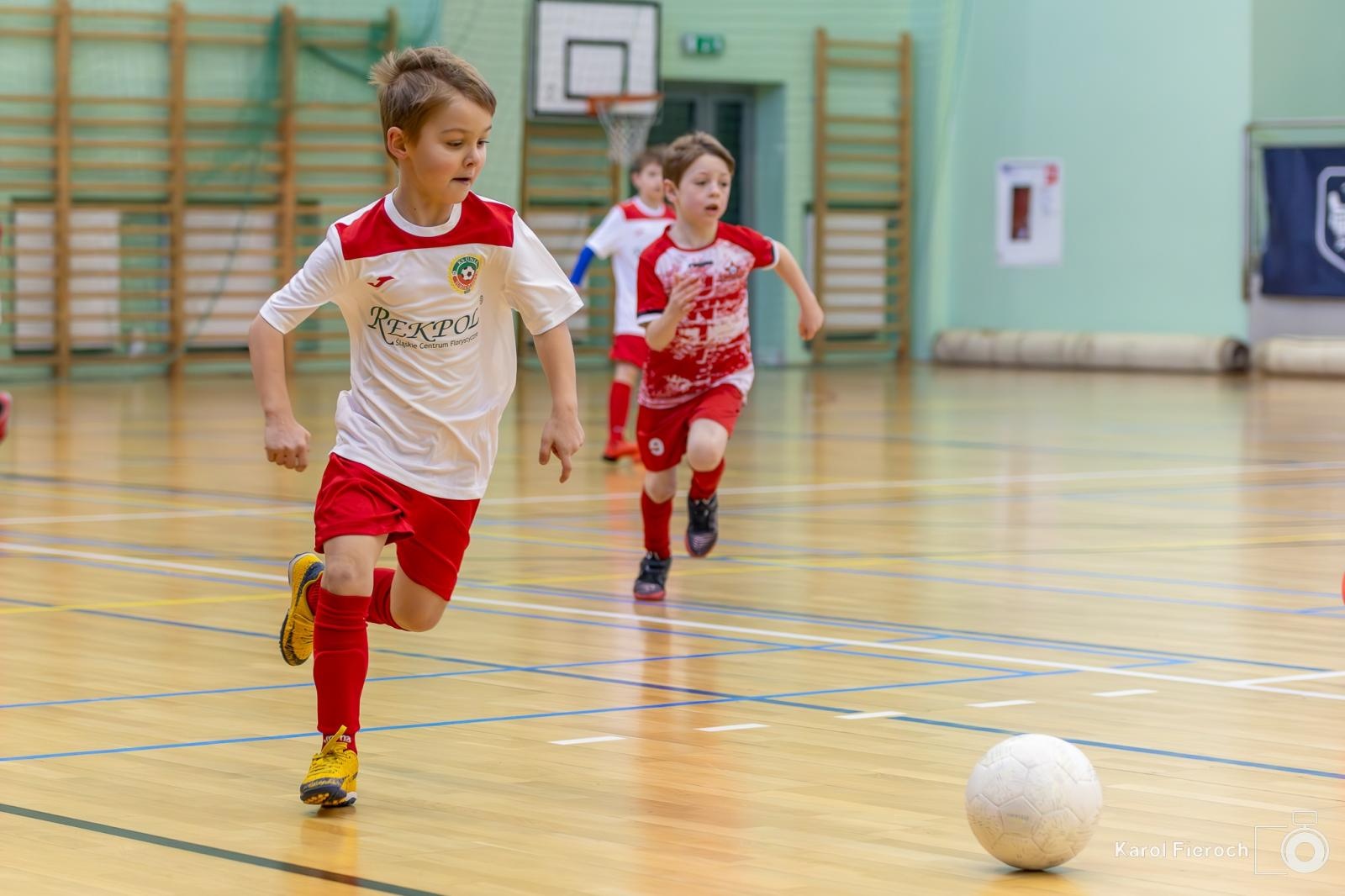 Zdjęcie w galerii na portalu naszwodzislaw.com: Młodzi zawodnicy rocznika 2015 rywalizowali w Raciborzu [FOTO] wiadomości z regionu