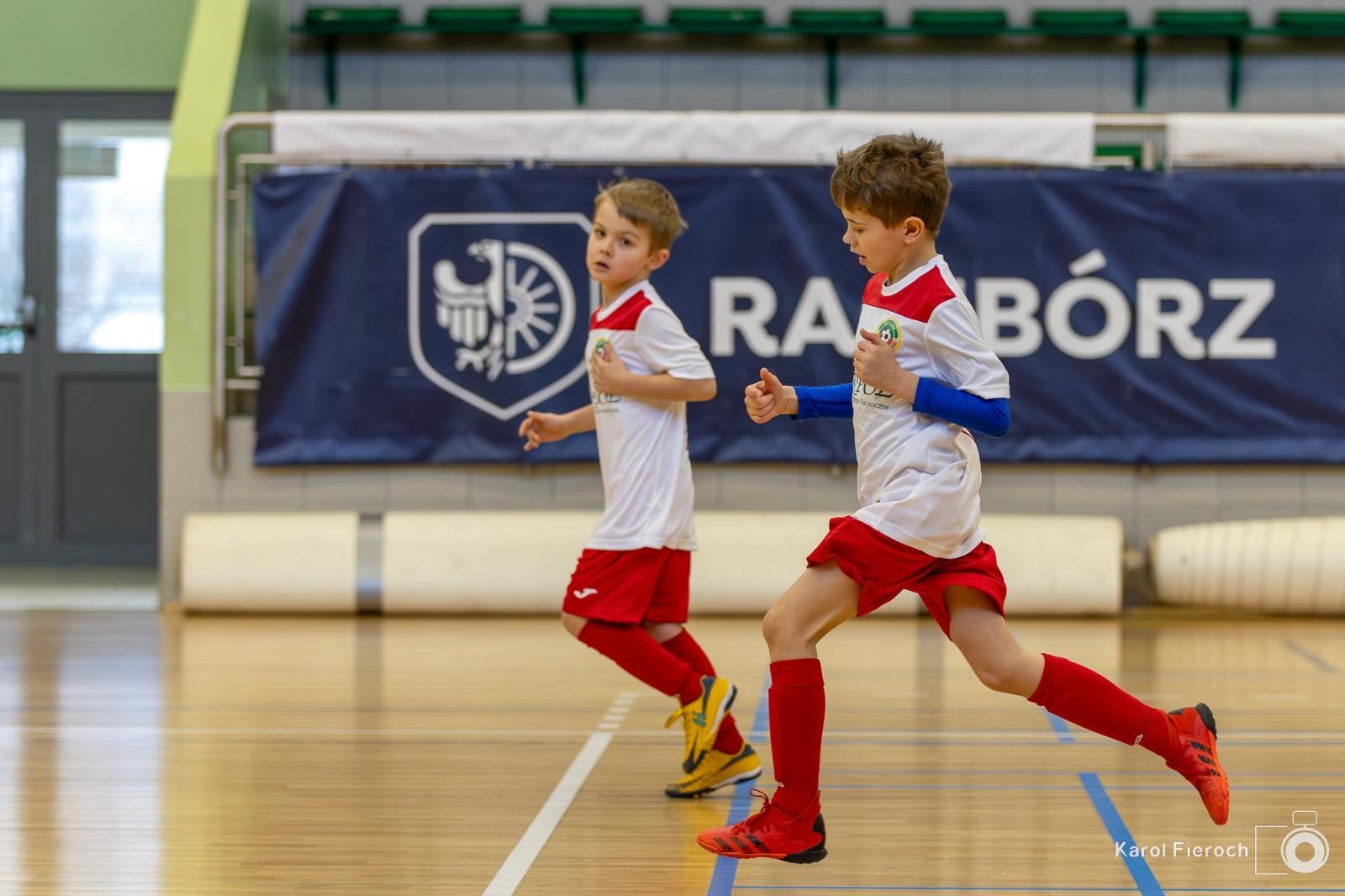 Zdjęcie w galerii na portalu naszwodzislaw.com: Młodzi zawodnicy rocznika 2015 rywalizowali w Raciborzu [FOTO] wiadomości z regionu