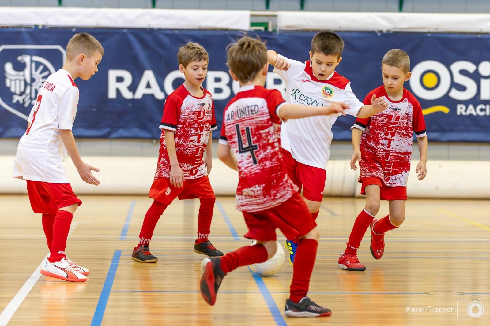 Zdjęcie w galerii na portalu naszwodzislaw.com: Młodzi zawodnicy rocznika 2015 rywalizowali w Raciborzu [FOTO] wiadomości z regionu