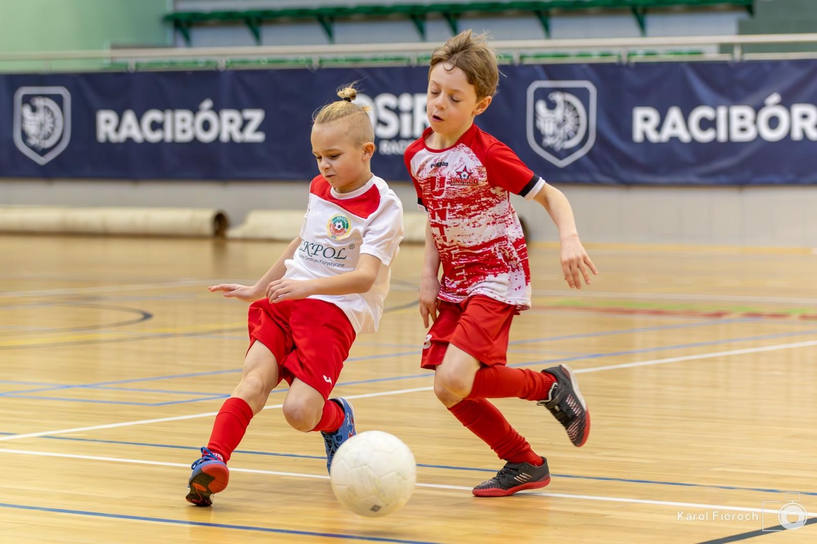 Zdjęcie w galerii na portalu naszwodzislaw.com: Młodzi zawodnicy rocznika 2015 rywalizowali w Raciborzu [FOTO] wiadomości z regionu