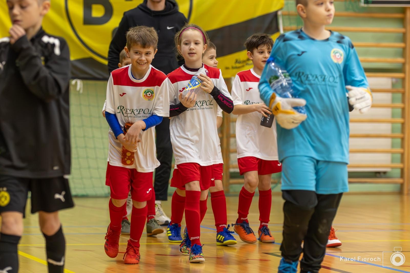 Zdjęcie w galerii na portalu naszwodzislaw.com: Młodzi zawodnicy rocznika 2015 rywalizowali w Raciborzu [FOTO] wiadomości z regionu