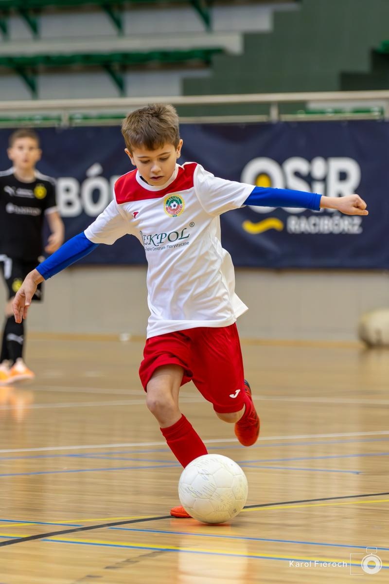 Zdjęcie w galerii na portalu naszwodzislaw.com: Młodzi zawodnicy rocznika 2015 rywalizowali w Raciborzu [FOTO] wiadomości z regionu
