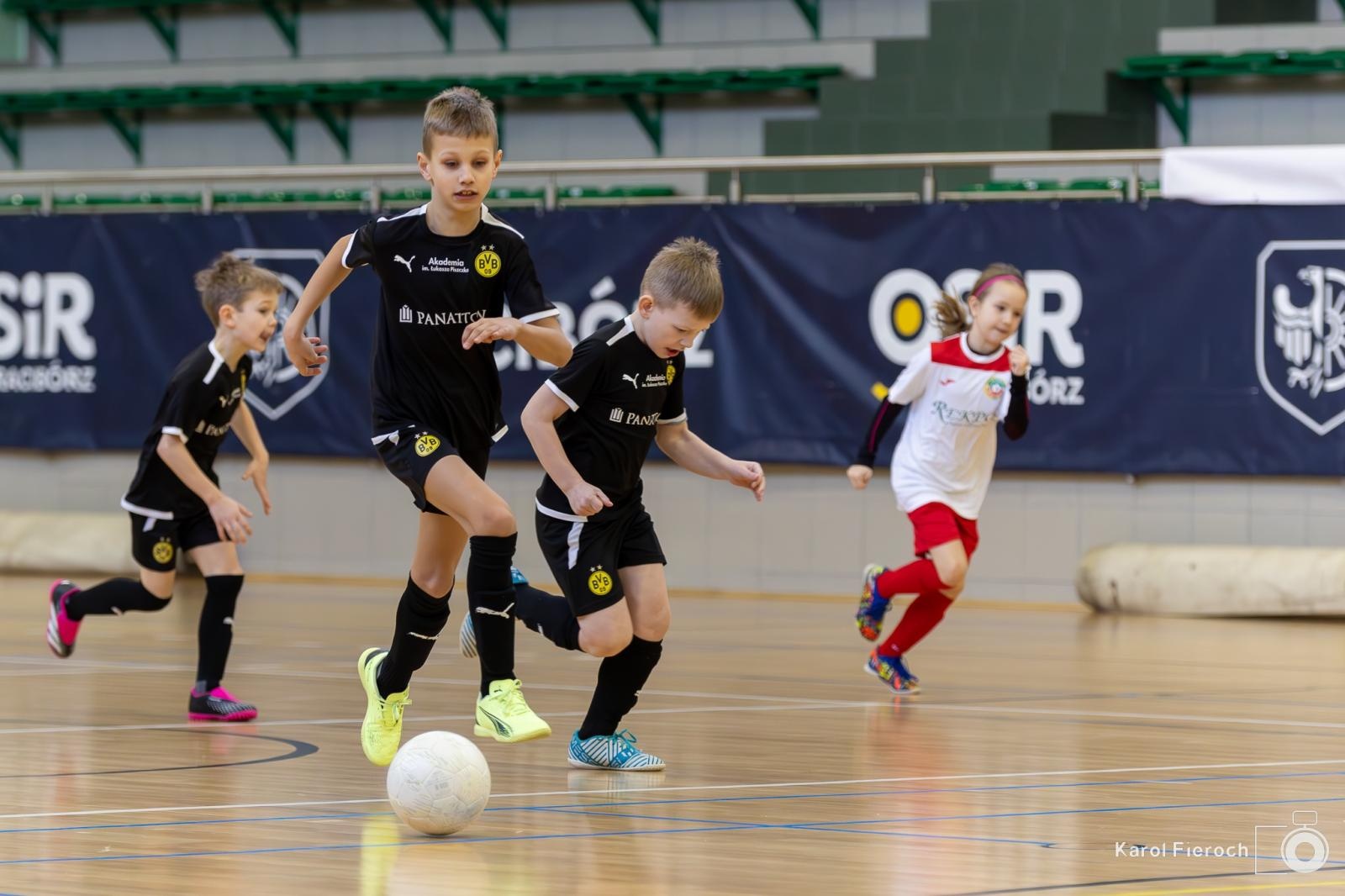 Zdjęcie w galerii na portalu naszwodzislaw.com: Młodzi zawodnicy rocznika 2015 rywalizowali w Raciborzu [FOTO] wiadomości z regionu