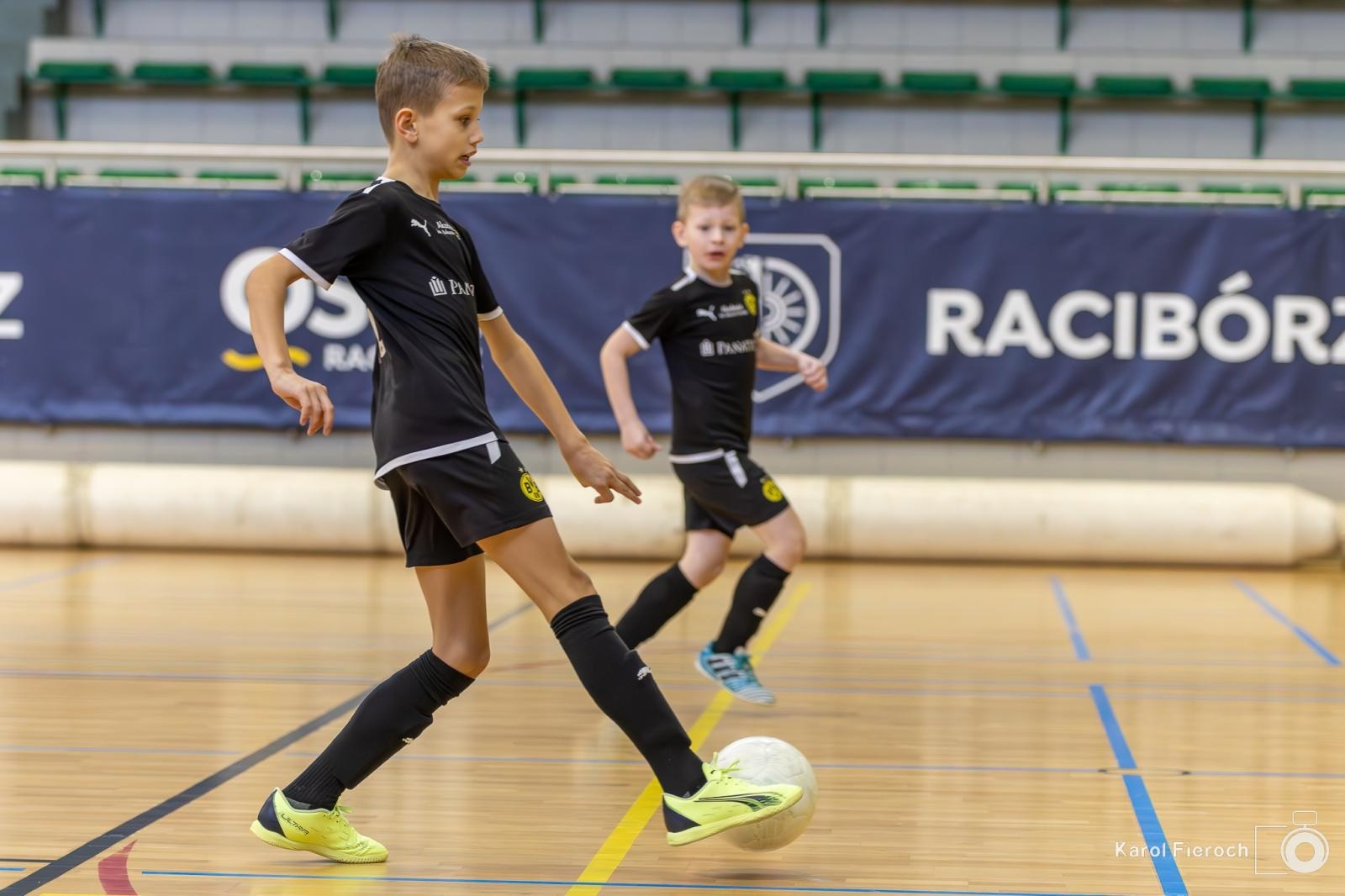 Zdjęcie w galerii na portalu naszwodzislaw.com: Młodzi zawodnicy rocznika 2015 rywalizowali w Raciborzu [FOTO] wiadomości z regionu