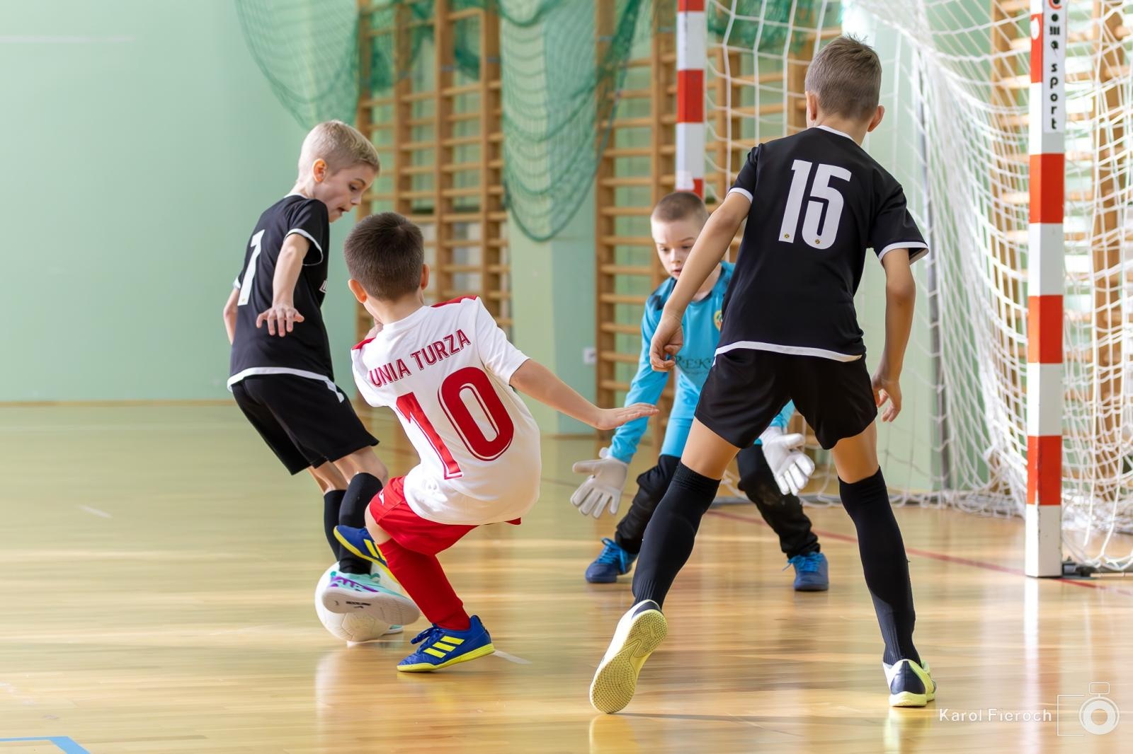 Zdjęcie w galerii na portalu naszwodzislaw.com: Młodzi zawodnicy rocznika 2015 rywalizowali w Raciborzu [FOTO] wiadomości z regionu