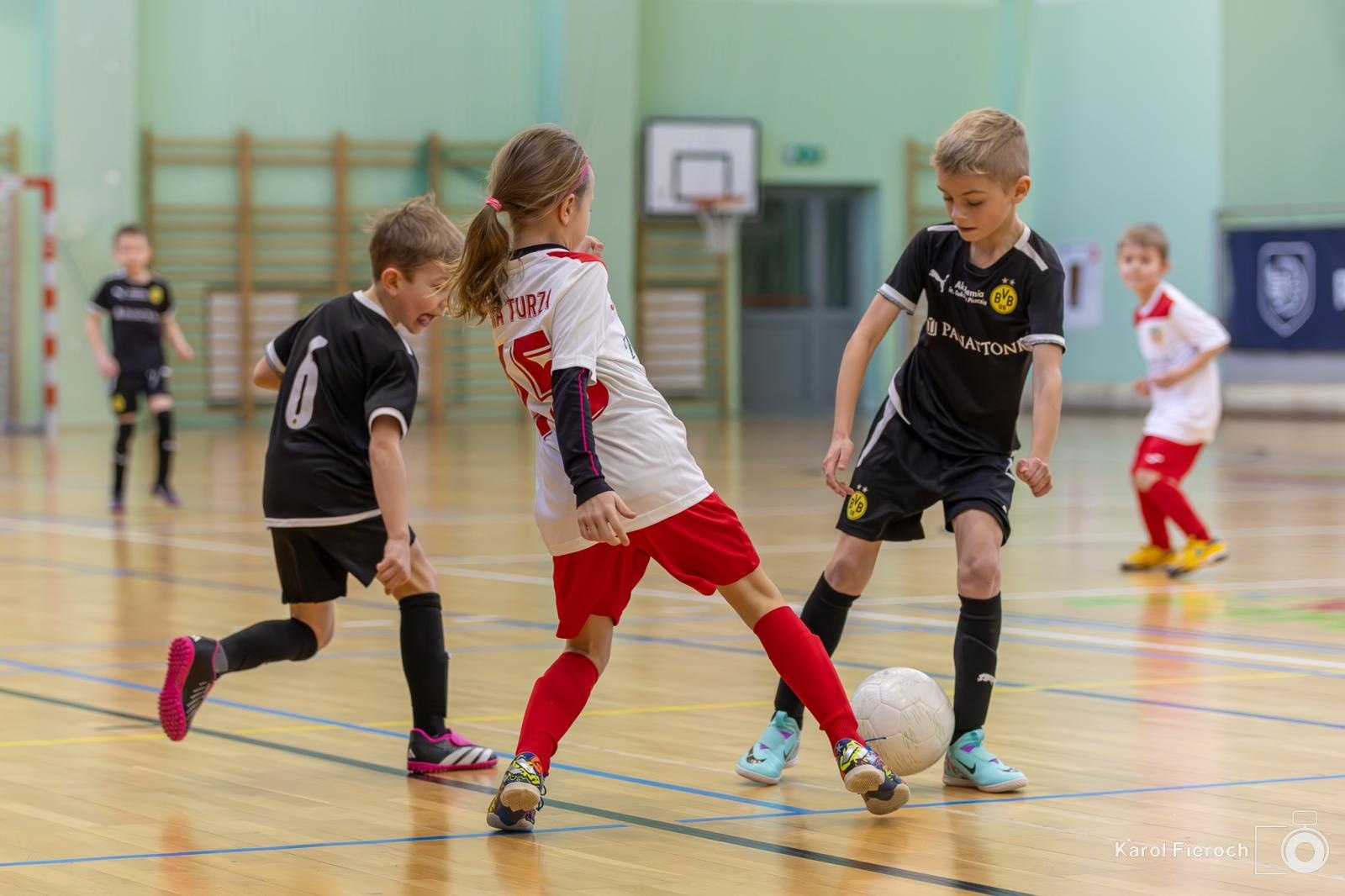 Zdjęcie w galerii na portalu naszwodzislaw.com: Młodzi zawodnicy rocznika 2015 rywalizowali w Raciborzu [FOTO] wiadomości z regionu