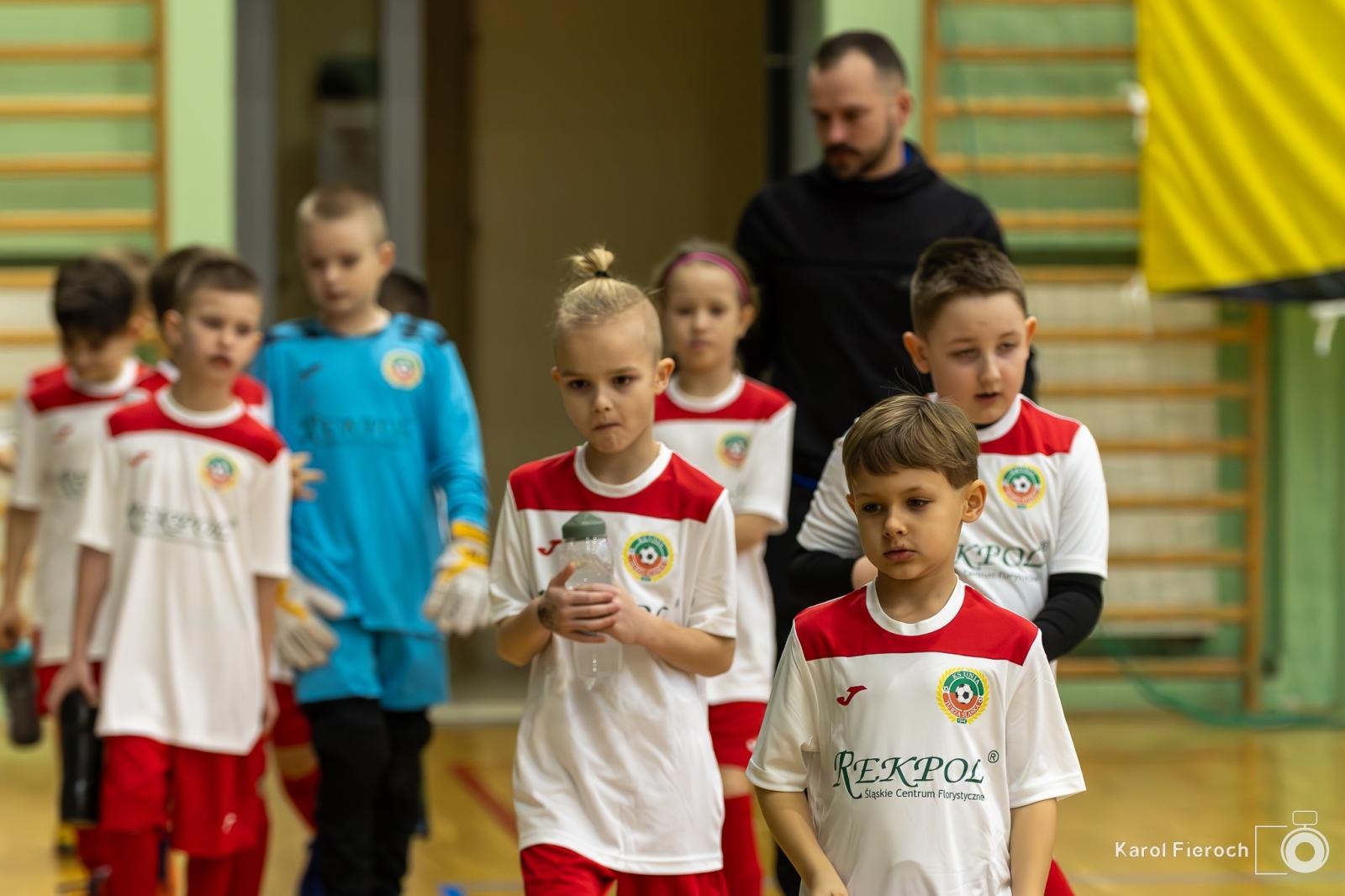 Zdjęcie w galerii na portalu naszwodzislaw.com: Młodzi zawodnicy rocznika 2015 rywalizowali w Raciborzu [FOTO] wiadomości z regionu