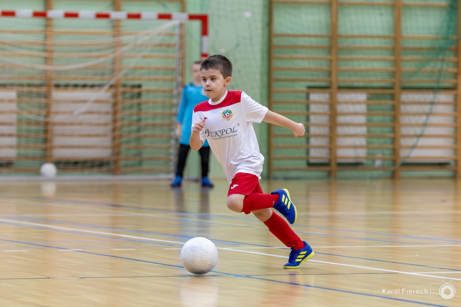 Zdjęcie w galerii na portalu naszwodzislaw.com: Młodzi zawodnicy rocznika 2015 rywalizowali w Raciborzu [FOTO] wiadomości z regionu