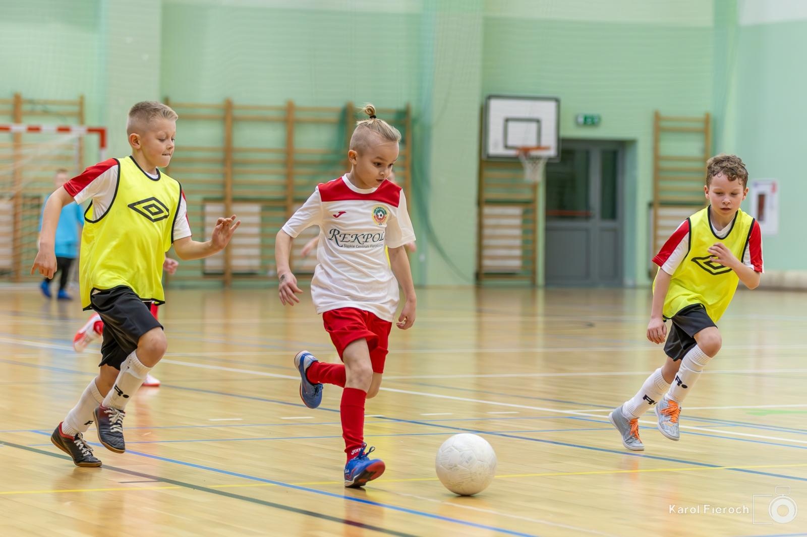 Zdjęcie w galerii na portalu naszwodzislaw.com: Młodzi zawodnicy rocznika 2015 rywalizowali w Raciborzu [FOTO] wiadomości z regionu
