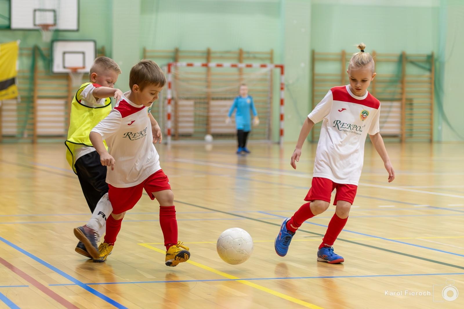 Zdjęcie w galerii na portalu naszwodzislaw.com: Młodzi zawodnicy rocznika 2015 rywalizowali w Raciborzu [FOTO] wiadomości z regionu