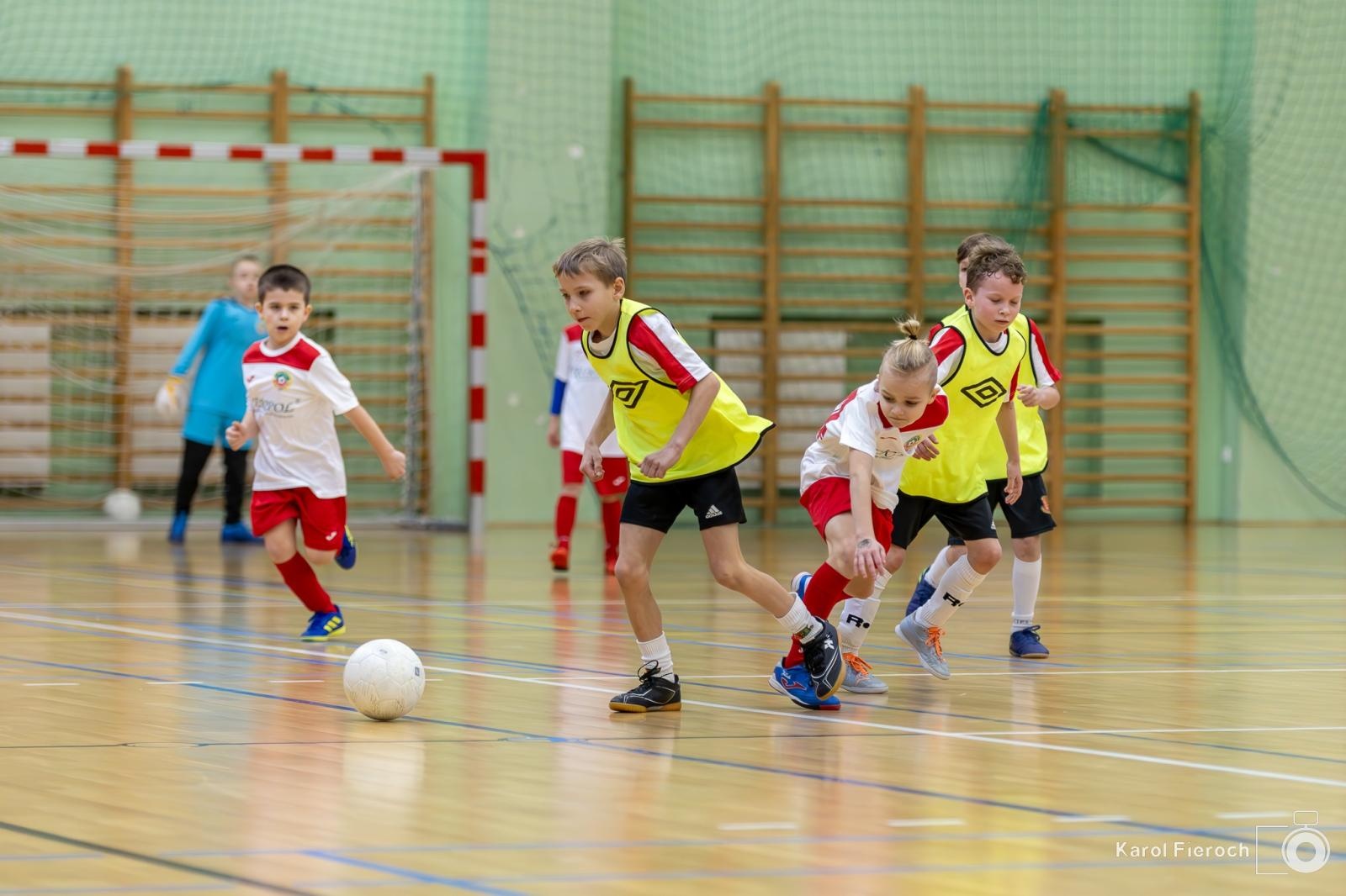 Zdjęcie w galerii na portalu naszwodzislaw.com: Młodzi zawodnicy rocznika 2015 rywalizowali w Raciborzu [FOTO] wiadomości z regionu