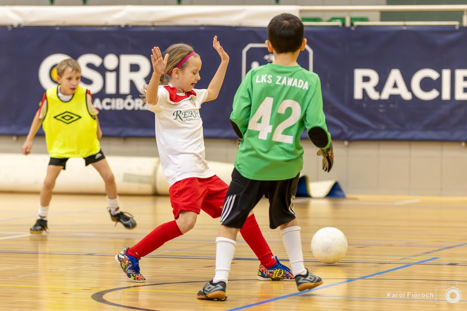Zdjęcie w galerii na portalu naszwodzislaw.com: Młodzi zawodnicy rocznika 2015 rywalizowali w Raciborzu [FOTO] wiadomości z regionu