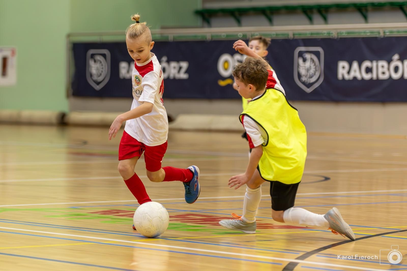 Zdjęcie w galerii na portalu naszwodzislaw.com: Młodzi zawodnicy rocznika 2015 rywalizowali w Raciborzu [FOTO] wiadomości z regionu