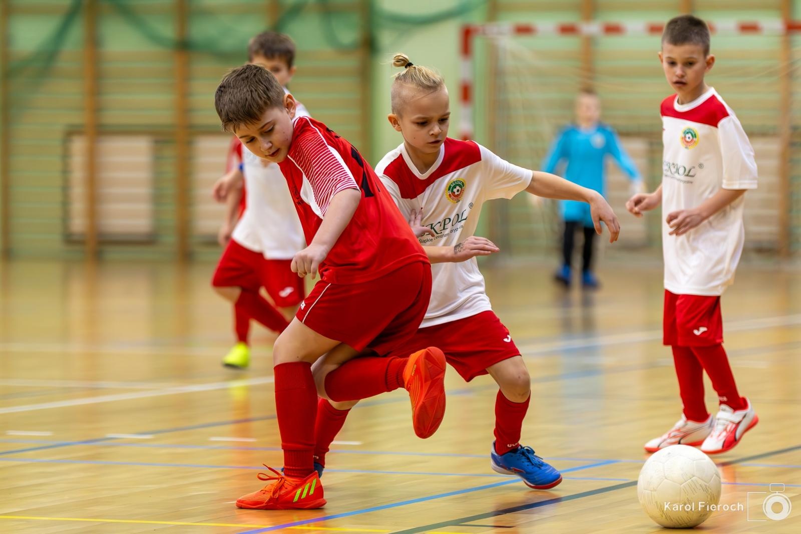 Zdjęcie w galerii na portalu naszwodzislaw.com: Młodzi zawodnicy rocznika 2015 rywalizowali w Raciborzu [FOTO] wiadomości z regionu