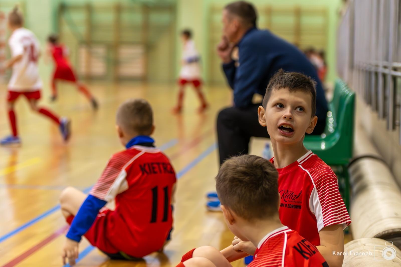 Zdjęcie w galerii na portalu naszwodzislaw.com: Młodzi zawodnicy rocznika 2015 rywalizowali w Raciborzu [FOTO] wiadomości z regionu