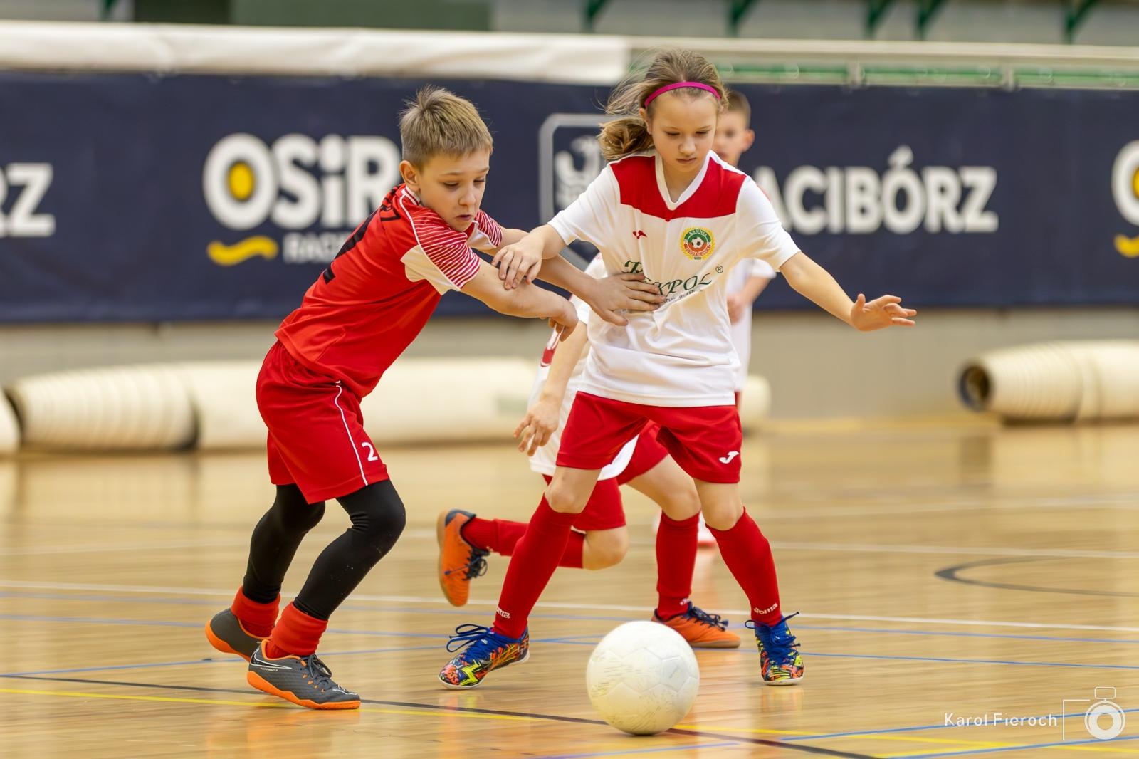 Zdjęcie w galerii na portalu naszwodzislaw.com: Młodzi zawodnicy rocznika 2015 rywalizowali w Raciborzu [FOTO] wiadomości z regionu