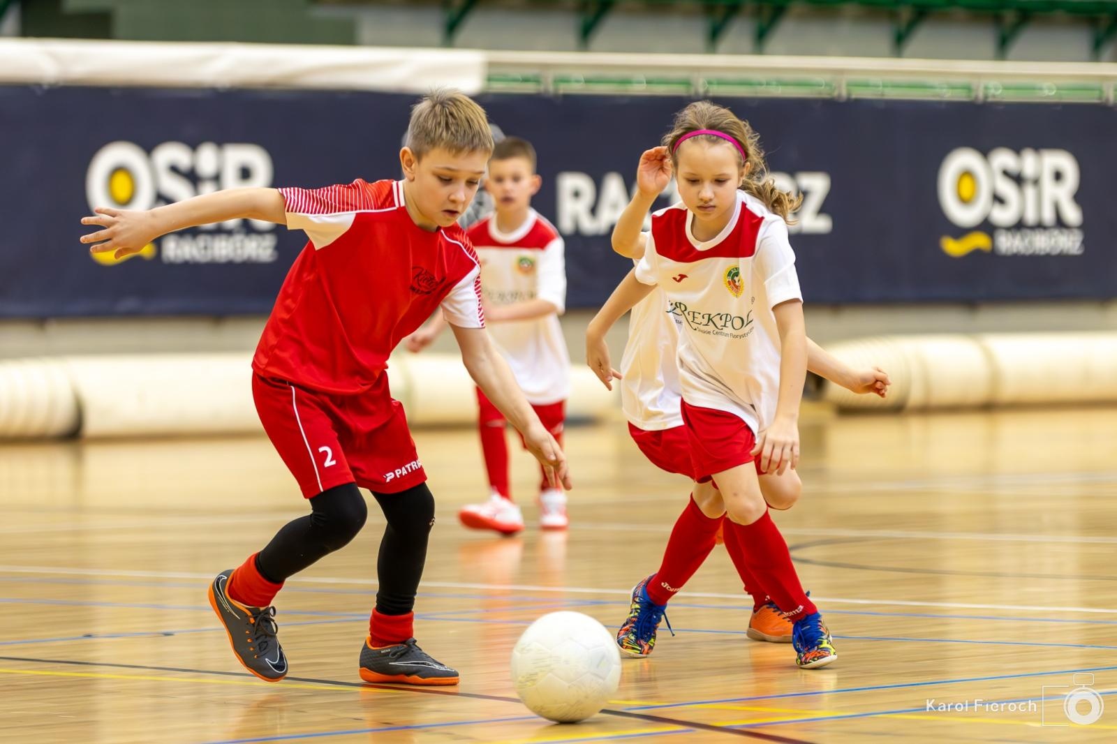 Zdjęcie w galerii na portalu naszwodzislaw.com: Młodzi zawodnicy rocznika 2015 rywalizowali w Raciborzu [FOTO] wiadomości z regionu