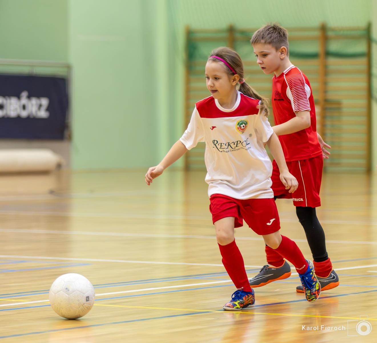 Zdjęcie w galerii na portalu naszwodzislaw.com: Młodzi zawodnicy rocznika 2015 rywalizowali w Raciborzu [FOTO] wiadomości z regionu