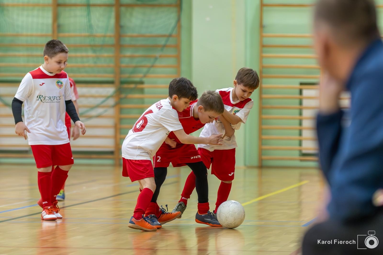 Zdjęcie w galerii na portalu naszwodzislaw.com: Młodzi zawodnicy rocznika 2015 rywalizowali w Raciborzu [FOTO] wiadomości z regionu