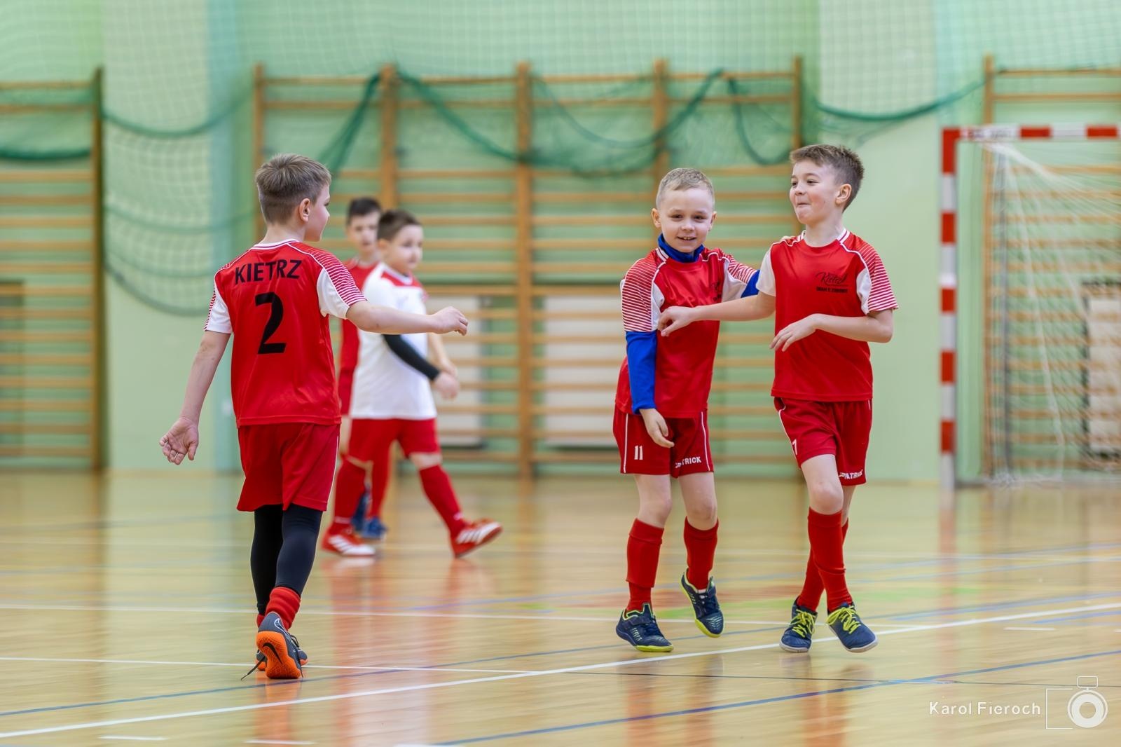 Zdjęcie w galerii na portalu naszwodzislaw.com: Młodzi zawodnicy rocznika 2015 rywalizowali w Raciborzu [FOTO] wiadomości z regionu