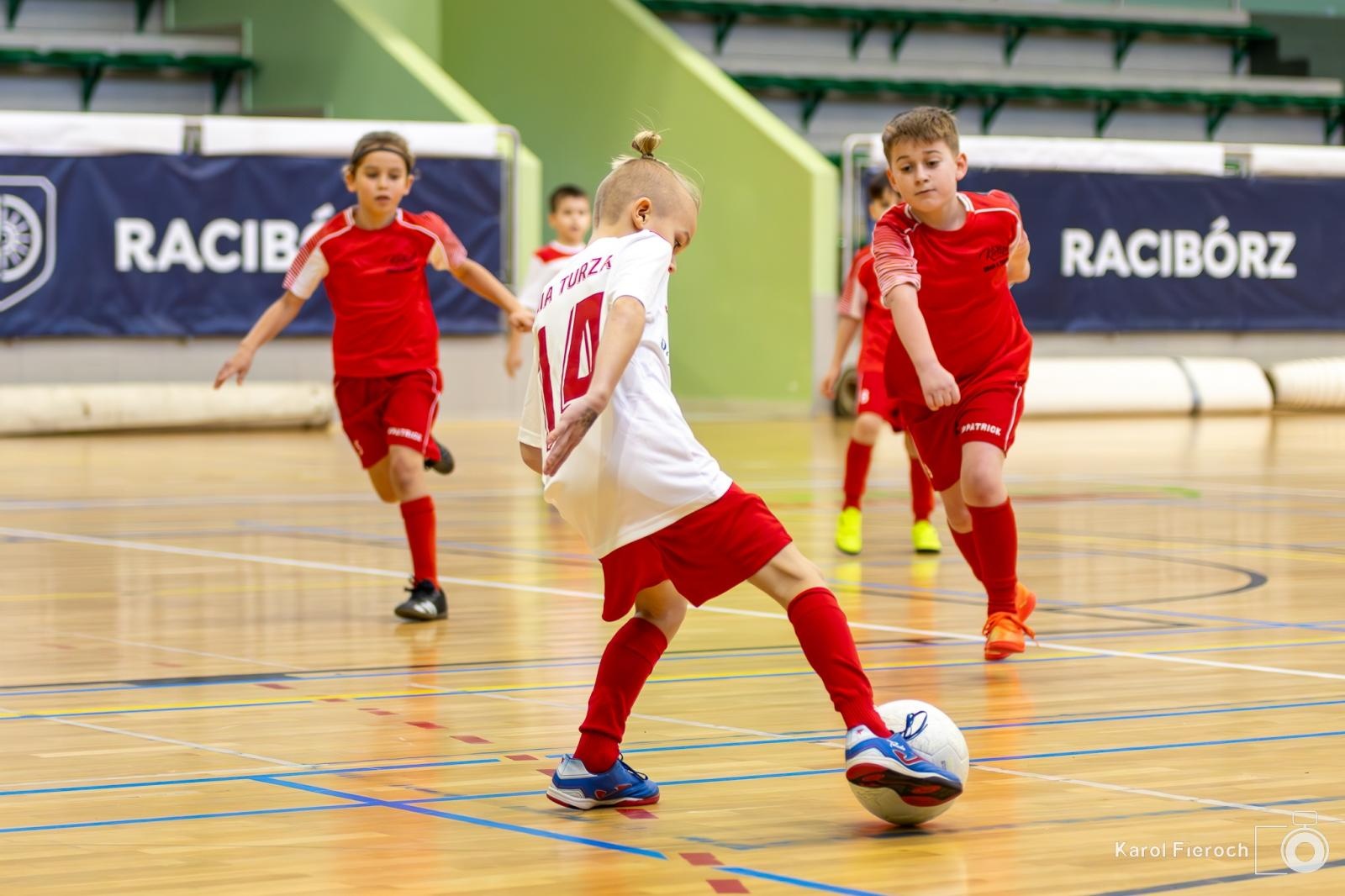 Zdjęcie w galerii na portalu naszwodzislaw.com: Młodzi zawodnicy rocznika 2015 rywalizowali w Raciborzu [FOTO] wiadomości z regionu