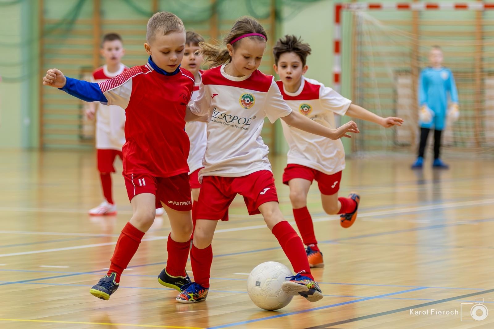 Zdjęcie w galerii na portalu naszwodzislaw.com: Młodzi zawodnicy rocznika 2015 rywalizowali w Raciborzu [FOTO] wiadomości z regionu