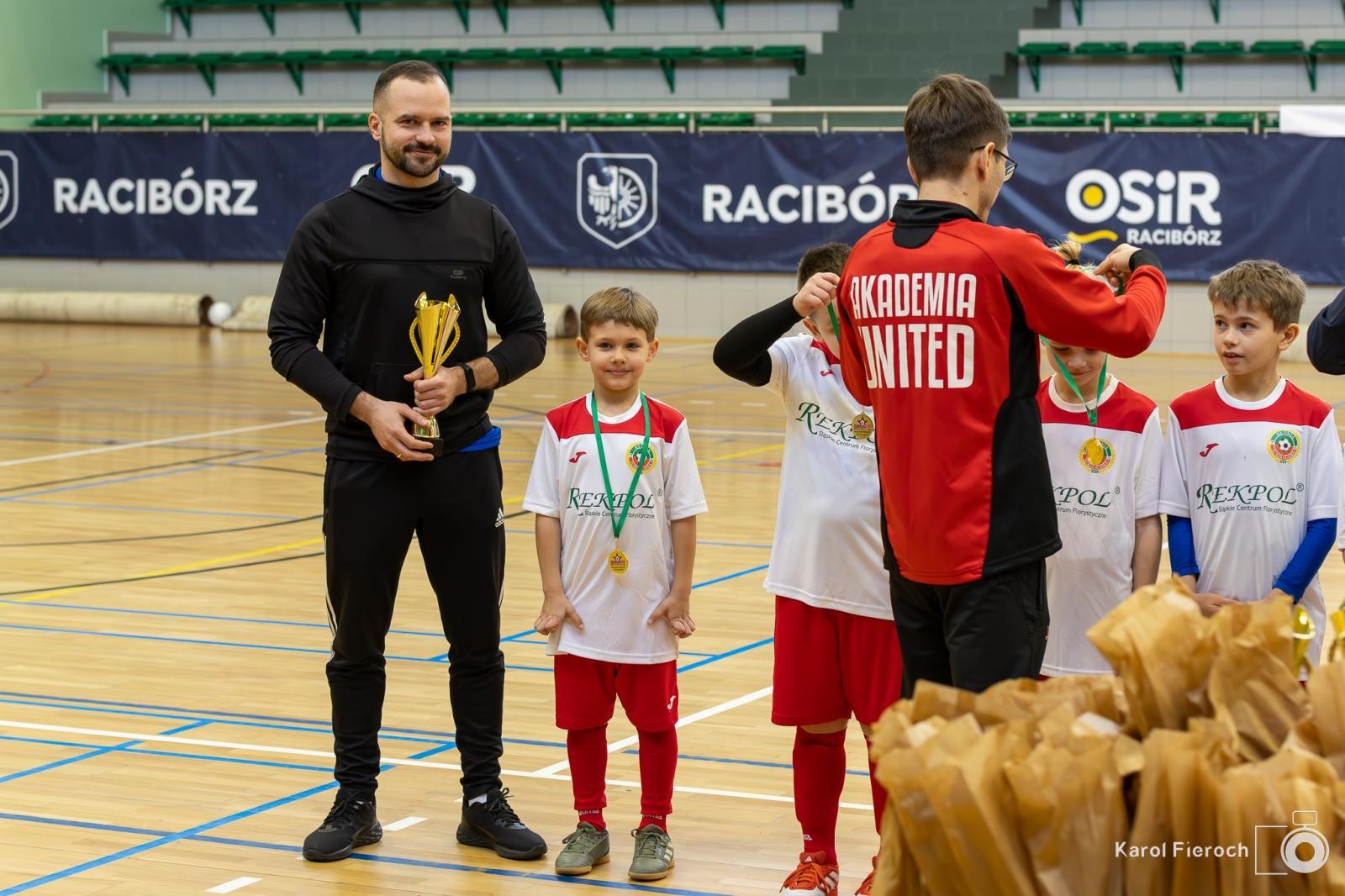 Zdjęcie w galerii na portalu naszwodzislaw.com: Młodzi zawodnicy rocznika 2015 rywalizowali w Raciborzu [FOTO] wiadomości z regionu