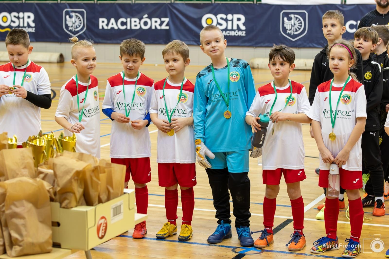 Zdjęcie w galerii na portalu naszwodzislaw.com: Młodzi zawodnicy rocznika 2015 rywalizowali w Raciborzu [FOTO] wiadomości z regionu